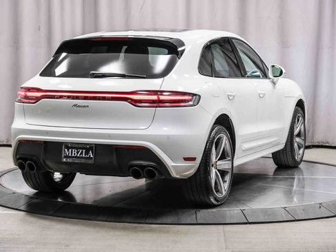 Used 2024 Porsche Macan image 4