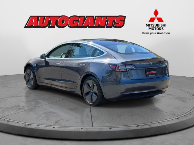 Used 2018 Tesla Model 3 Long Range RWD image 4