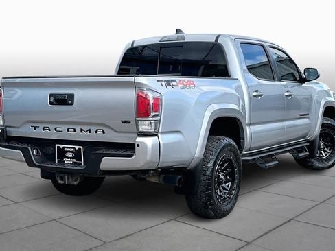 Used 2020 Toyota Tacoma TRD Sport image 13