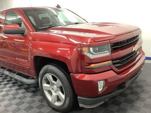 Used 2018 Chevrolet Silverado 1500 LT w/ All Star Edition image 21