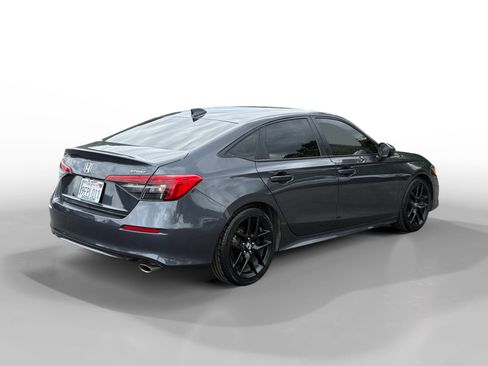 Used 2023 Honda Civic Sport image 5