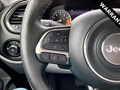 Used 2022 Jeep Renegade Latitude w/ Convenience Group image 11