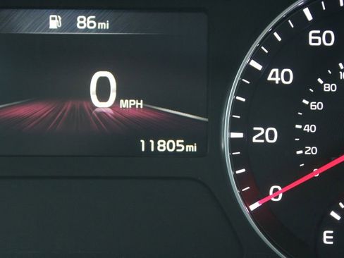 Certified 2024 Kia Forte LXS w/ LXS Technology Package image 25