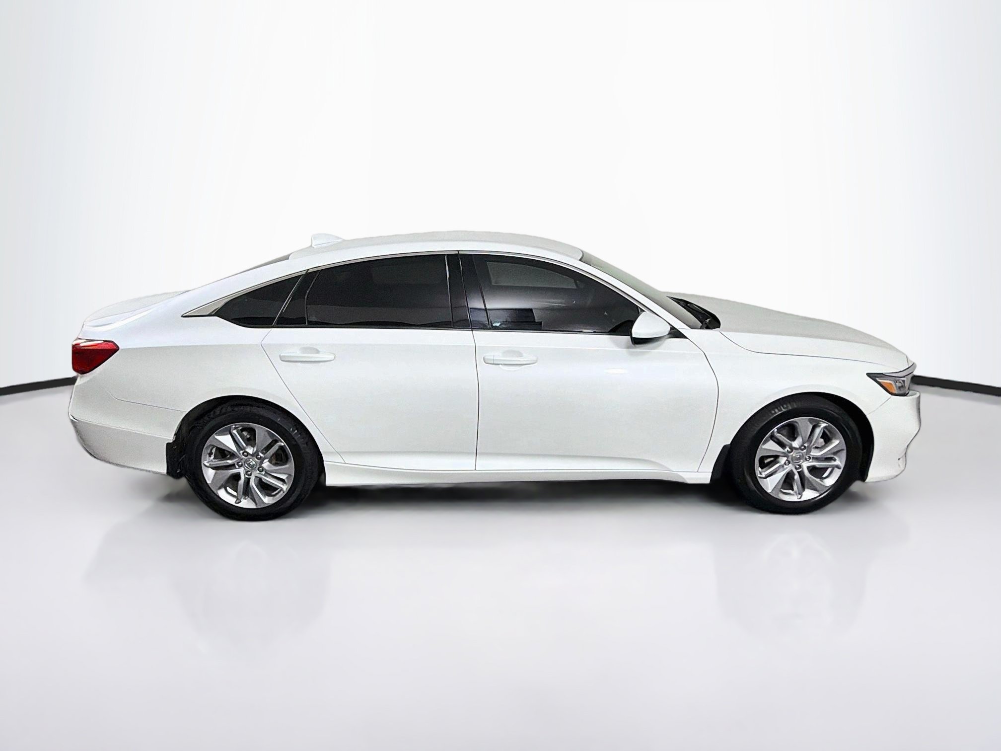 Used 2020 Honda Accord LX image 10