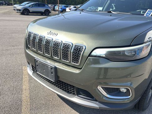 Used 2019 Jeep Cherokee Limited image 30