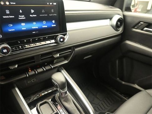 Used 2024 Chevrolet Colorado LT w/ LT Convenience Package III image 29