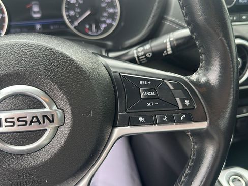Used 2021 Nissan Sentra SV FWD image 15
