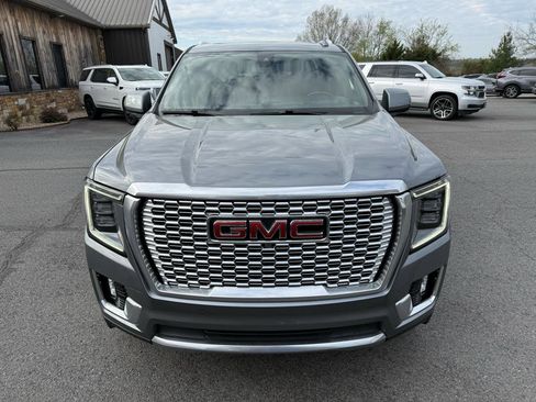 Used 2022 GMC Yukon XL Denali image 10
