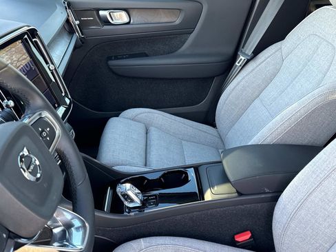 Certified 2024 Volvo C40 P8 Recharge Ultimate image 20