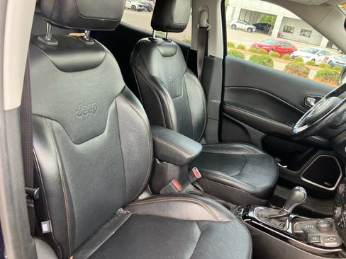 Used 2021 Jeep Compass Limited w/ Sun and Sound Group AWD/4WD image 31