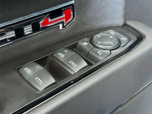 Used 2022 GMC Sierra 1500 AT4 w/ AT4 Premium Package image 21