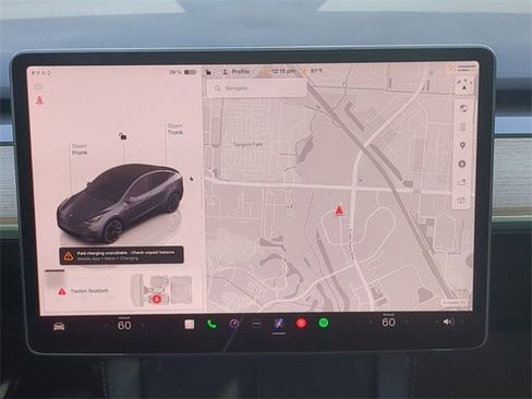 Used 2022 Tesla Model Y Long Range image 25