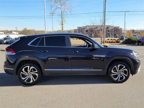 Used 2023 Volkswagen Atlas Cross Sport SEL image 2