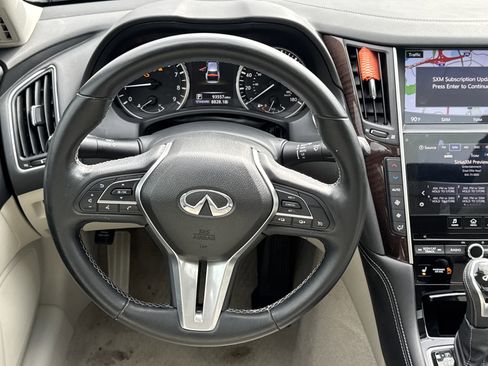 Used 2018 INFINITI Q50 Luxe w/ Essential Package (3.0T Luxe) image 24