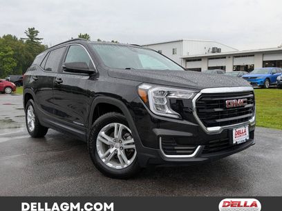 Used 2024 GMC Terrain SLE w/ Driver Convenience Package