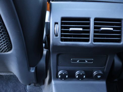 Used 2020 Jaguar F-PACE R-Sport image 18