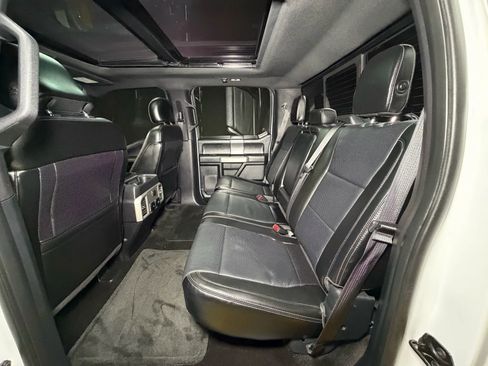 Used 2017 Ford F150 Lariat image 18