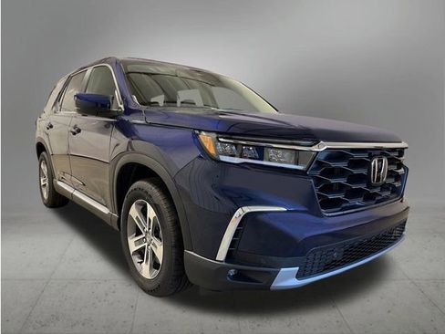 New 2025 Honda Pilot EX-L image 9