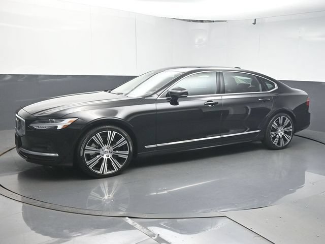 Used 2023 Volvo S90 B6 Plus AWD/4WD image 4