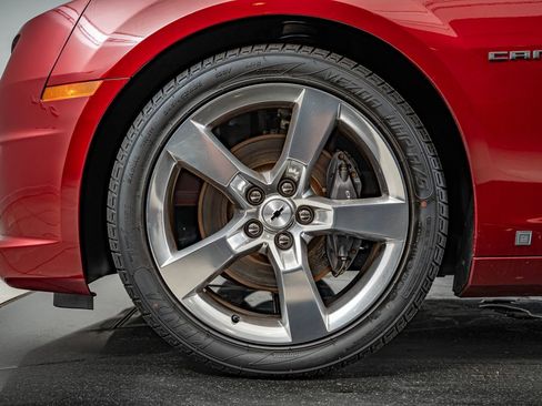 Used 2010 Chevrolet Camaro SS w/ RS Package RWD image 10