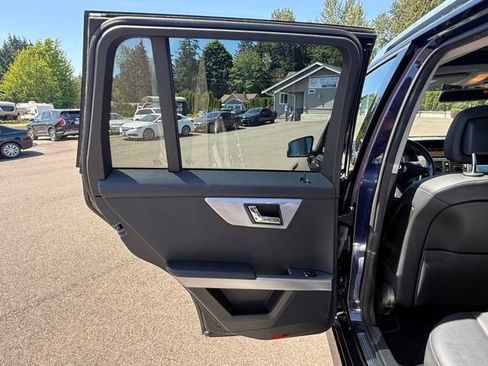 Used 2011 Mercedes-Benz GLK 350 4MATIC image 20