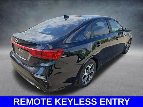 Used 2019 Kia Forte LXS FWD image 5