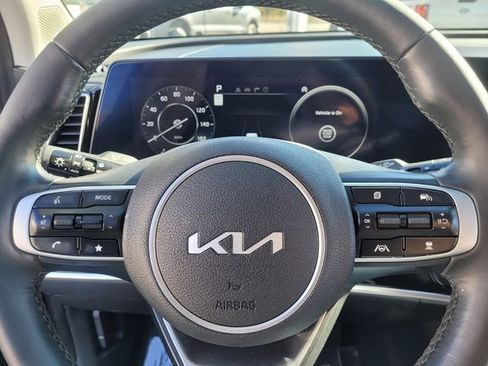 Used 2024 Kia Sportage SX image 22
