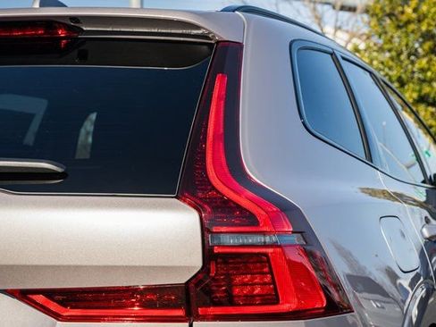 New 2026 Volvo XC60 B5 Plus w/ Climate Package image 7