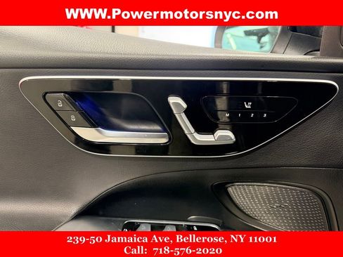 Used 2022 Mercedes-Benz C 300 4MATIC Sedan w/ Pinnacle Trim Package image 40