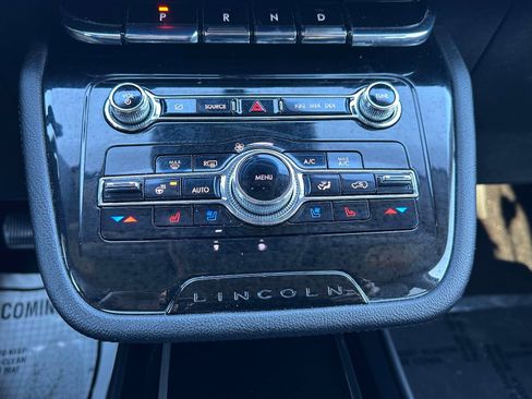 Used 2022 Lincoln Corsair AWD w/ Equipment Group 101A image 12