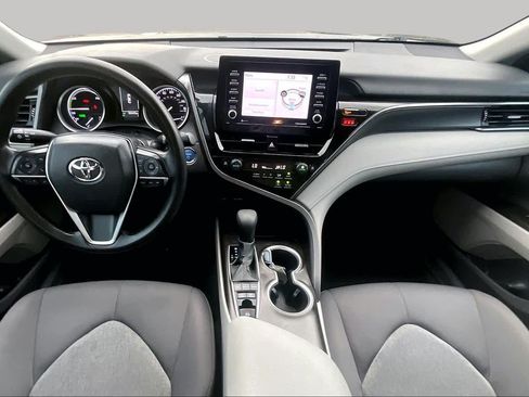 Used 2022 Toyota Camry LE FWD image 14