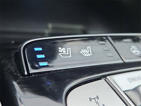 Used 2024 Hyundai Tucson Limited image 24