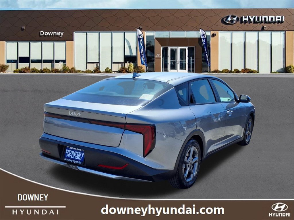 Used 2025 Kia K4 FWD image 4