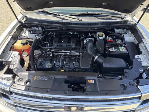 Used 2016 Ford Flex SEL w/ Equipment Group 201A FWD image 28