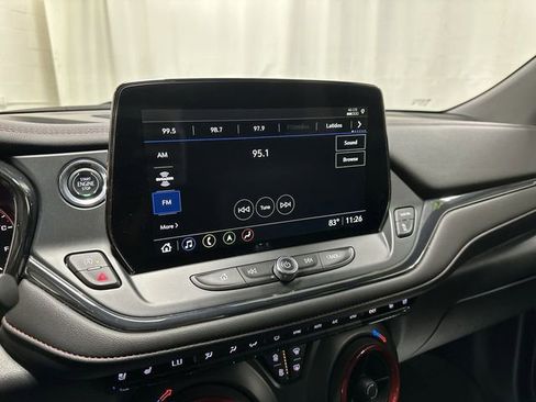 Used 2024 Chevrolet Blazer RS w/ Enhanced Convenience Package FWD image 11