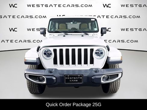 Used 2020 Jeep Wrangler Unlimited Sahara image 4