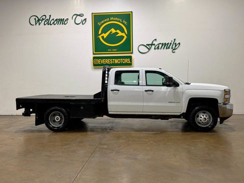Used 2017 Chevrolet Silverado 3500 W/T w/ WT Convenience Package RWD image 2