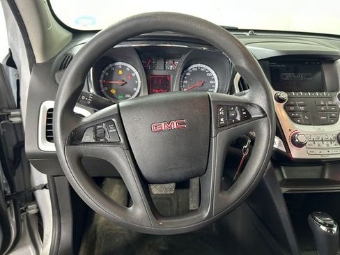 Used 2017 GMC Terrain SLE image 15