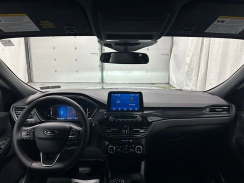 Used 2025 Ford Escape ST-Line image 37