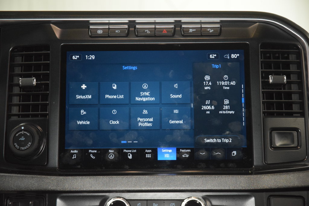 Used 2024 Ford F350 Platinum w/ FX4 Off-Road Package AWD/4WD image 31
