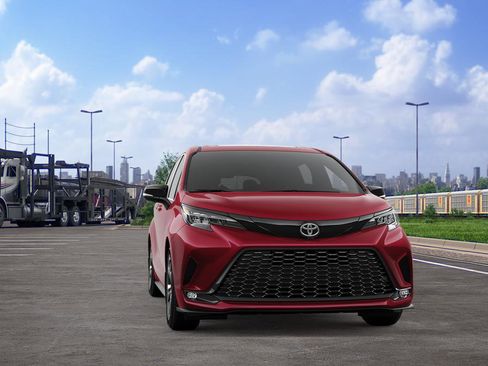 New 2026 Toyota Sienna XSE image 18