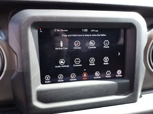 Used 2022 Jeep Wrangler Unlimited Sport image 23