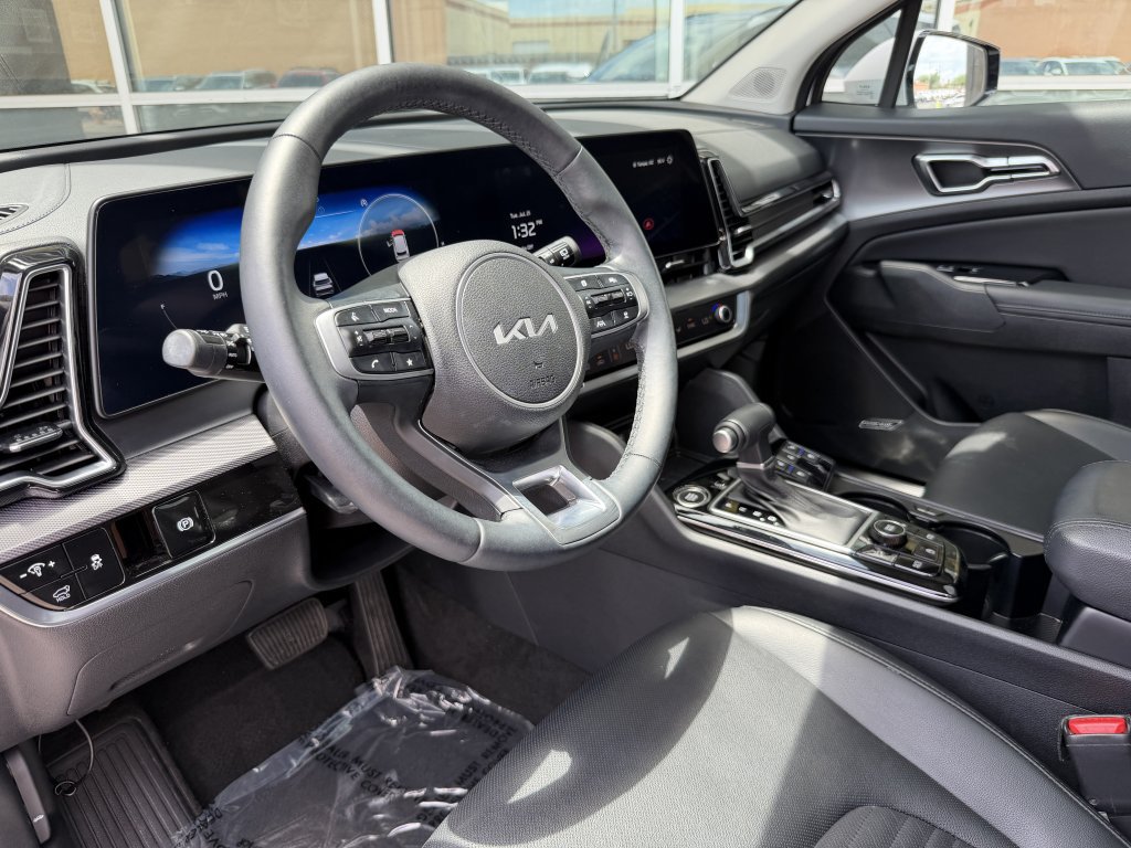 Used 2025 Kia Sportage SX FWD image 34