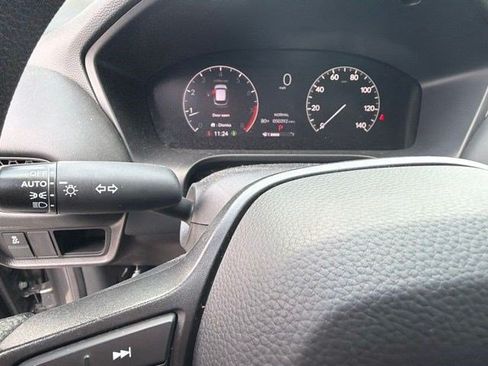 Used 2023 Honda HR-V LX image 7