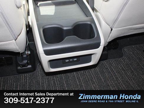 New 2026 Honda Odyssey Touring image 13