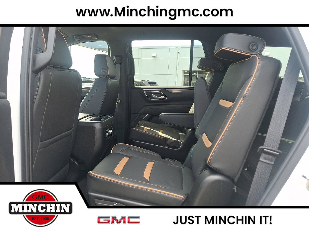 Used 2024 GMC Yukon AT4 w/ Technology Package AWD/4WD image 10