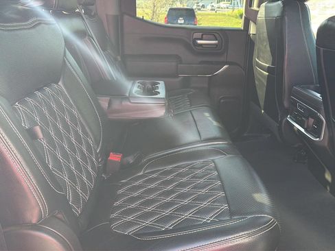 Used 2019 Chevrolet Silverado 1500 LTZ w/ LTZ Premium Package AWD/4WD image 24