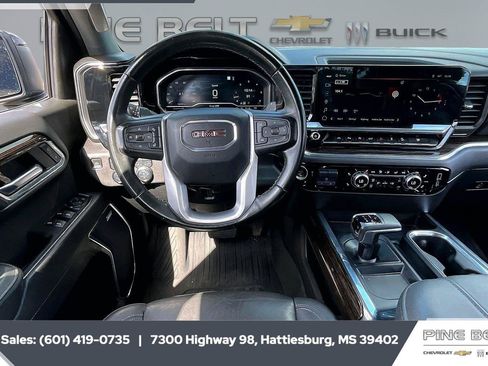 Used 2023 GMC Sierra 1500 Elevation w/ Elevation Premium Package AWD/4WD image 6