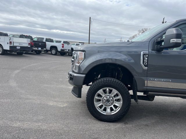 Used 2021 Ford F350 Limited AWD/4WD image 5