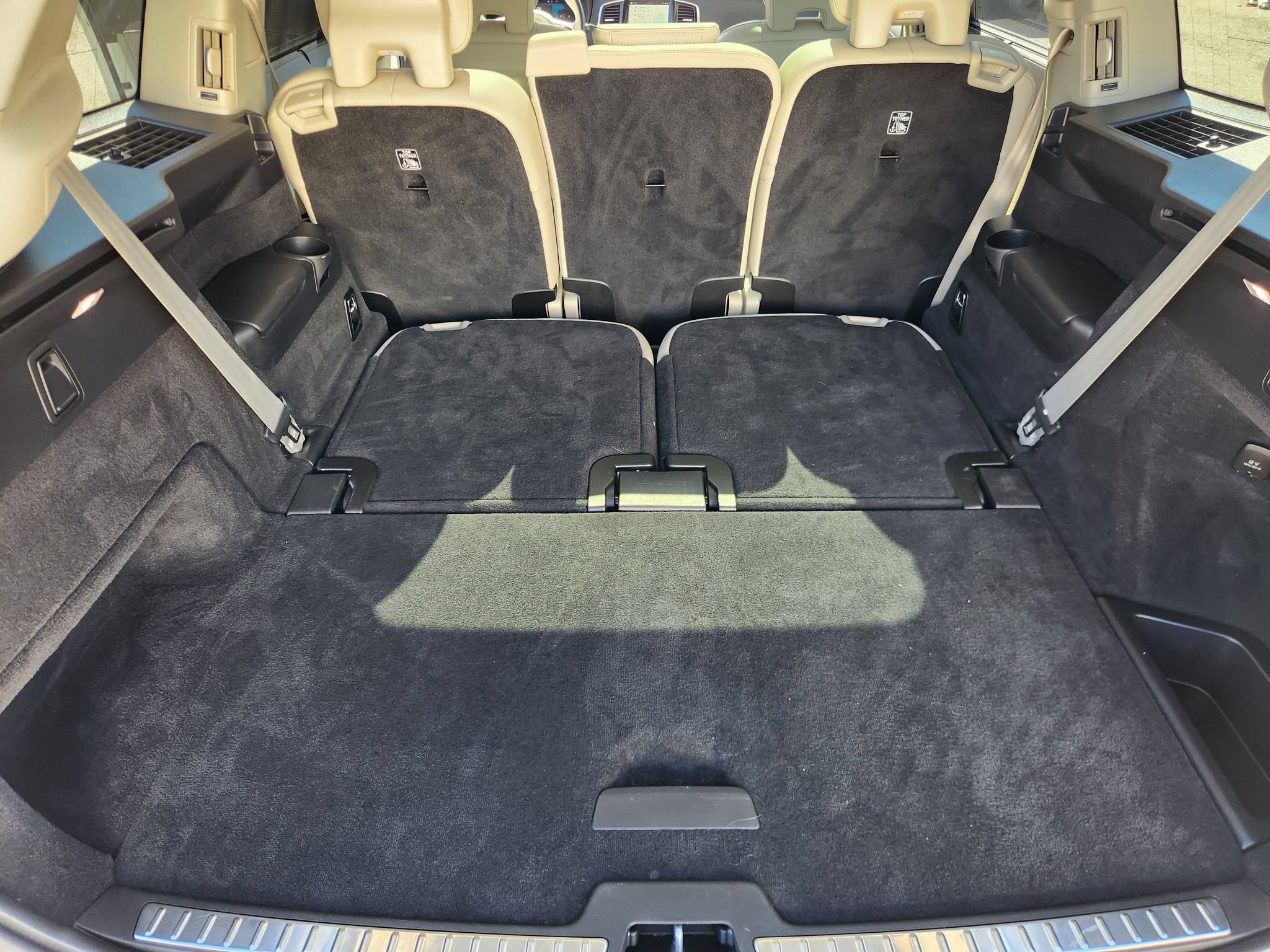 Used 2024 Volvo XC90 B6 Ultimate AWD/4WD image 14
